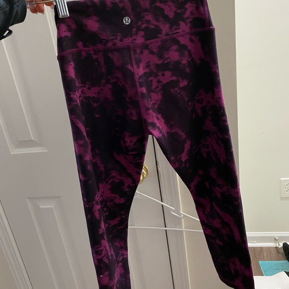 Lululemon Tie Dye Wunder Under Crop Leggings - Picture 4 of 9